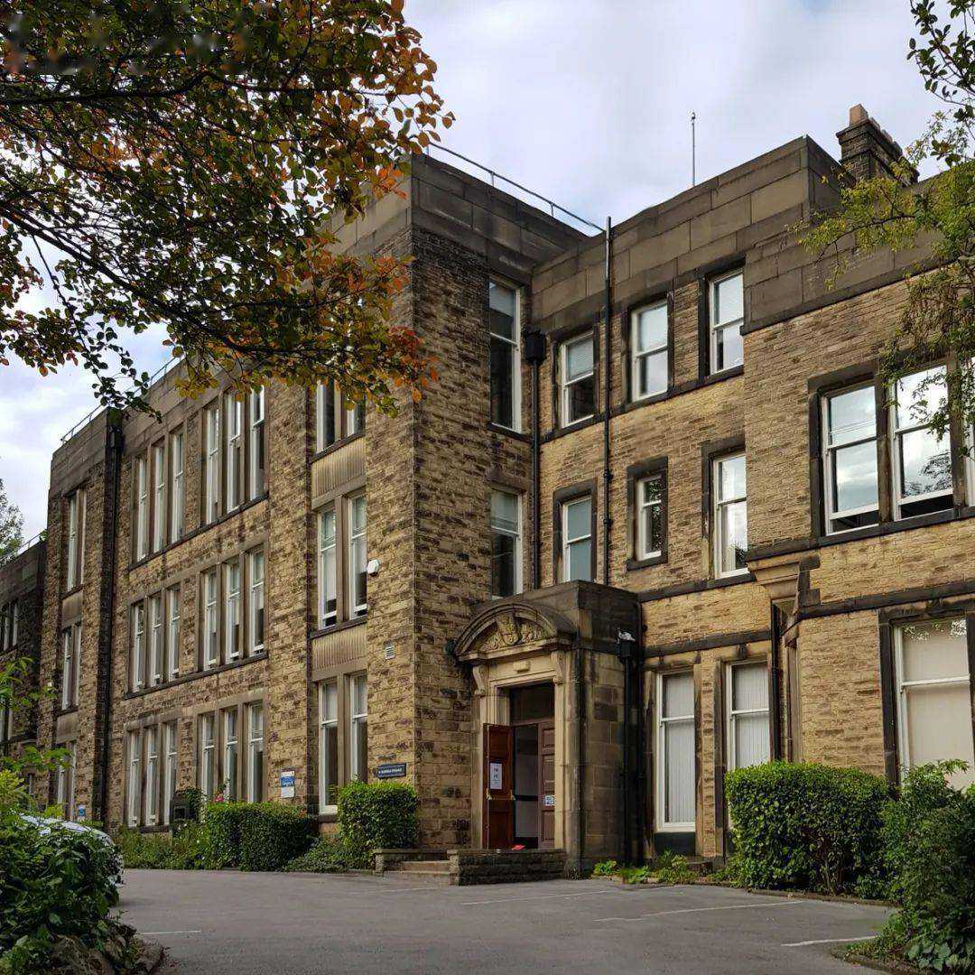最新！曼大、布里斯托热门专业关闭申请！帝国理工开设全英首个跨学科新专业！