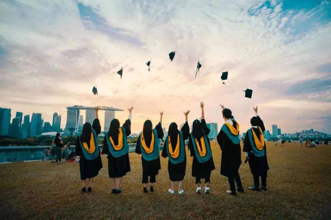 新加坡奖学金大盘点，出国深造无负担~